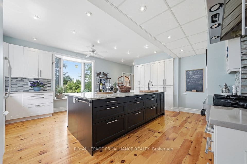 2925 County Road 10, Prince Edward County, ON K0K 2P0 – photo 3