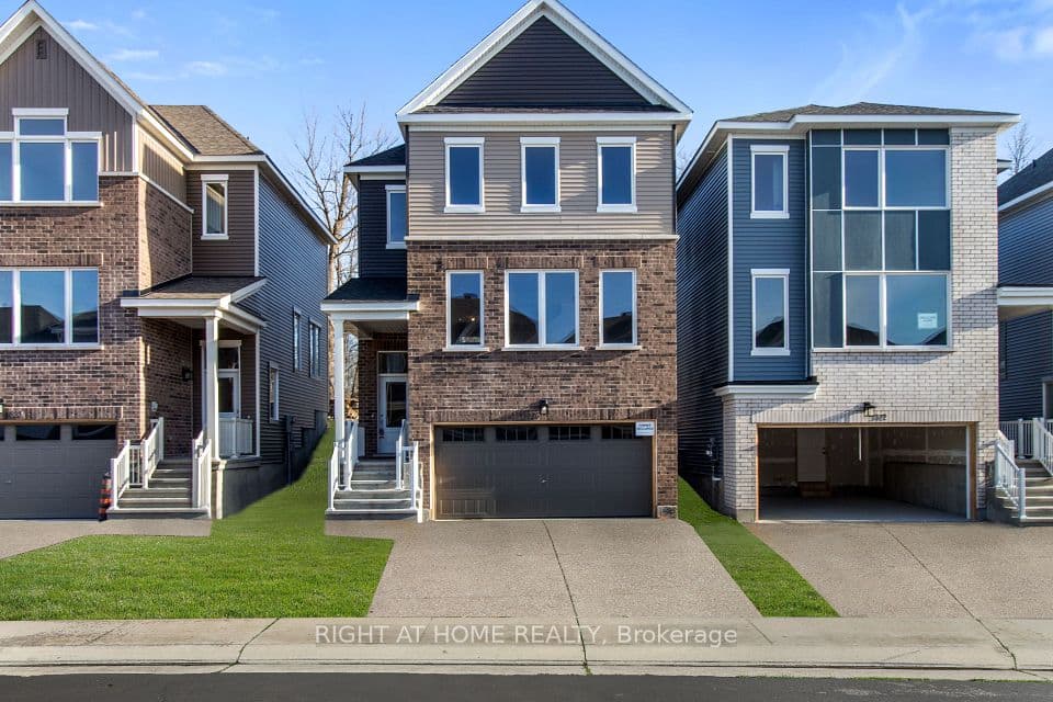 376 Appalachian Circle, Barrhaven, ON K2J 6X3 – photo 2