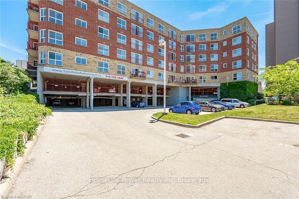 20 ST GEORGE Street 208, Kitchener, ON N2G 2S7 – main photo