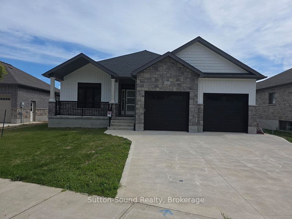 325 6TH Avenue W, Owen Sound, ON N4K 0E4 – main photo