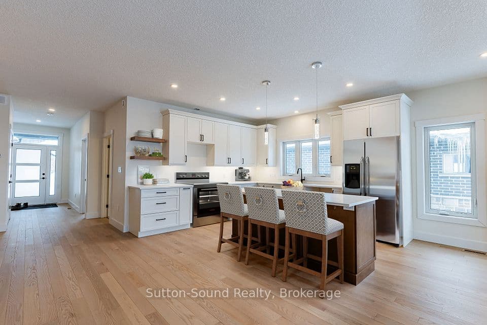 325 6TH Avenue W, Owen Sound, ON N4K 0E4 – photo 2