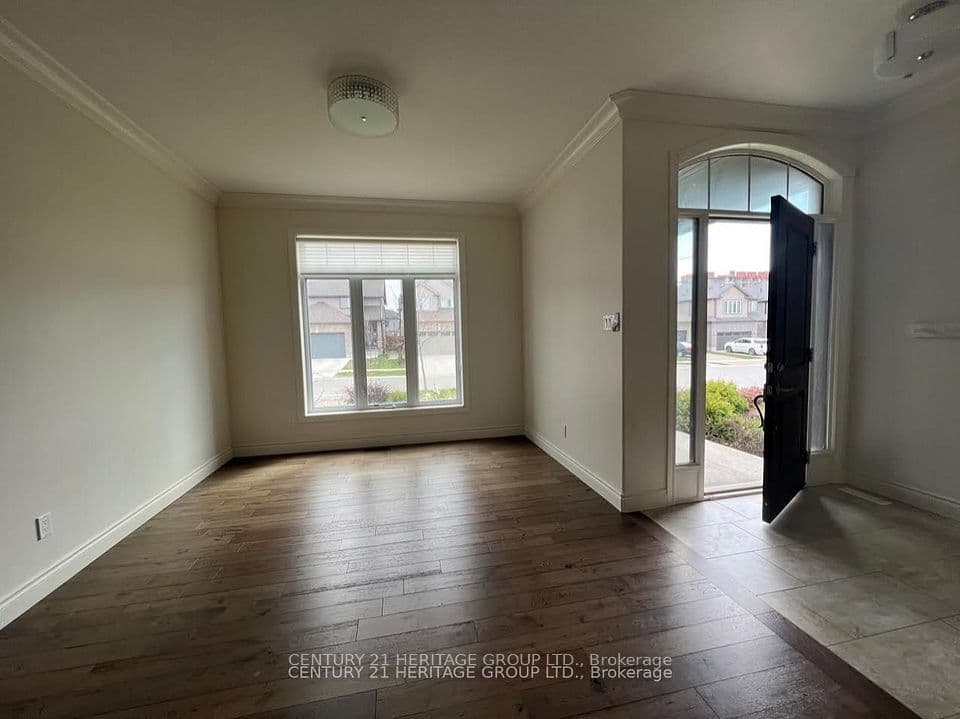 3547 Singleton Avenue, London South, ON N6L 0C2 – photo 2