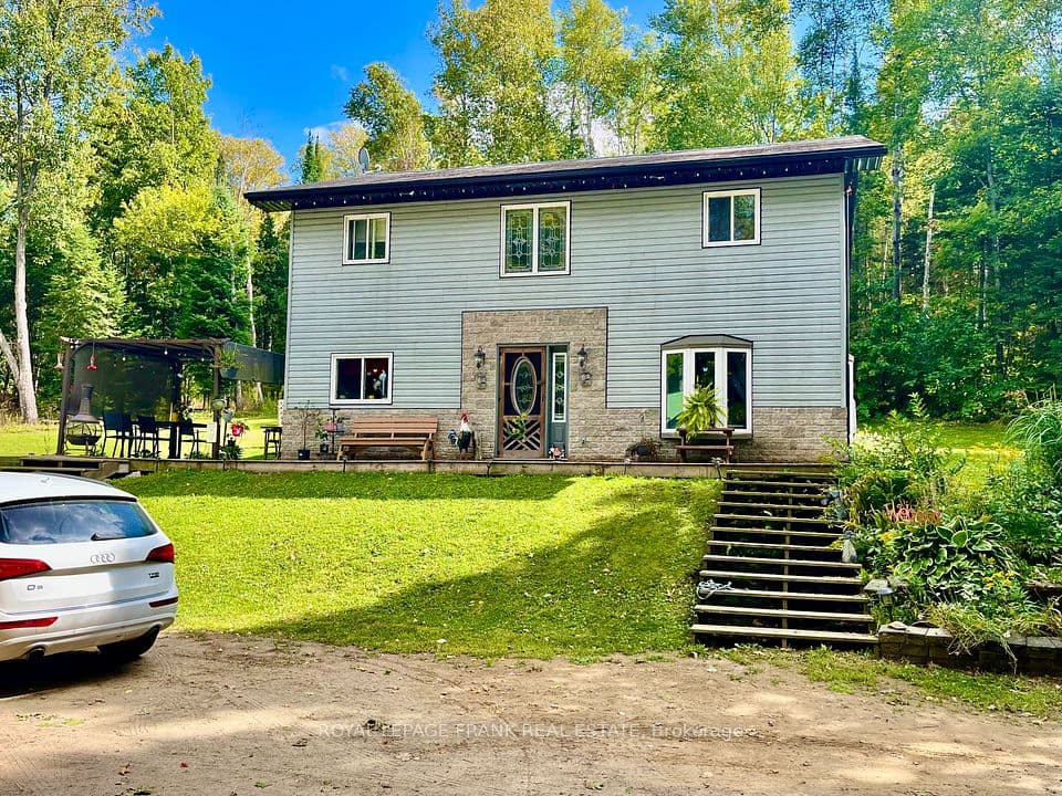 1630 Musclow Greenview Road, Hastings Highlands, ON K0L 1C0 – photo 2