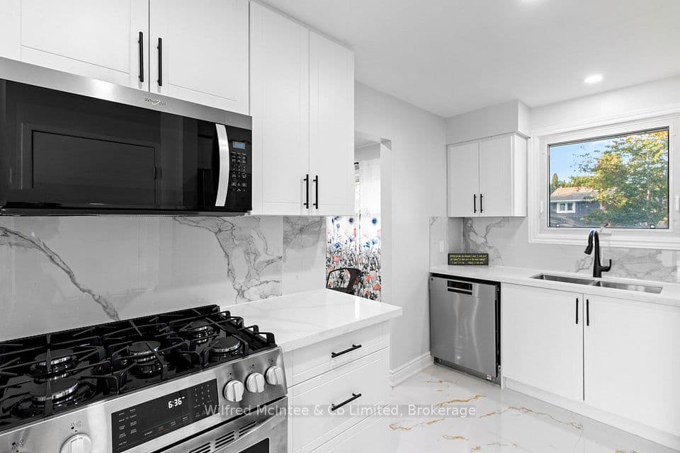 517 Wales Drive, Saugeen Shores, ON N0H 2C1 – main photo