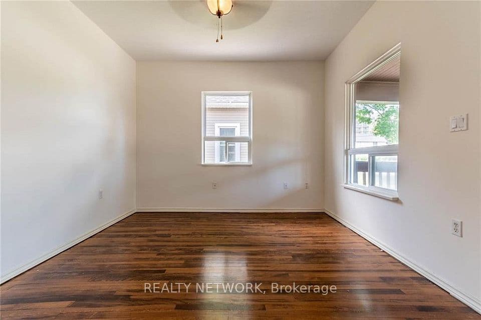 5768 Summer Street, Niagara Falls, ON L2G 1M2 – photo 2
