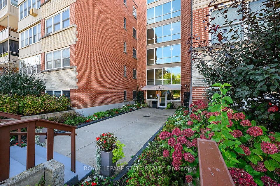 9 Grant Boulevard 107, Hamilton, ON L9H 4L5 – photo 2