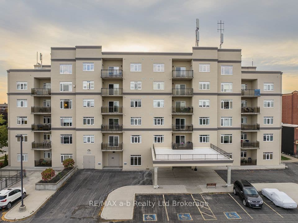 80 BRIDGE Street E 101, Tillsonburg, ON N4G 1T2 – main photo