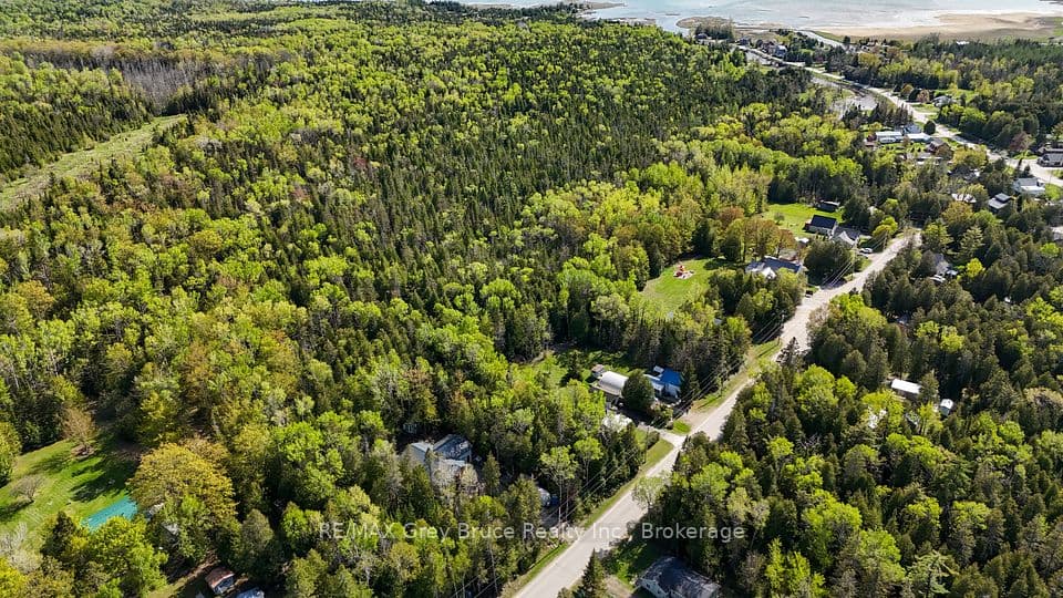 Unit 6 Stokes Bay Road, Northern Bruce Peninsula, ON N0H 1W0 – photo 3