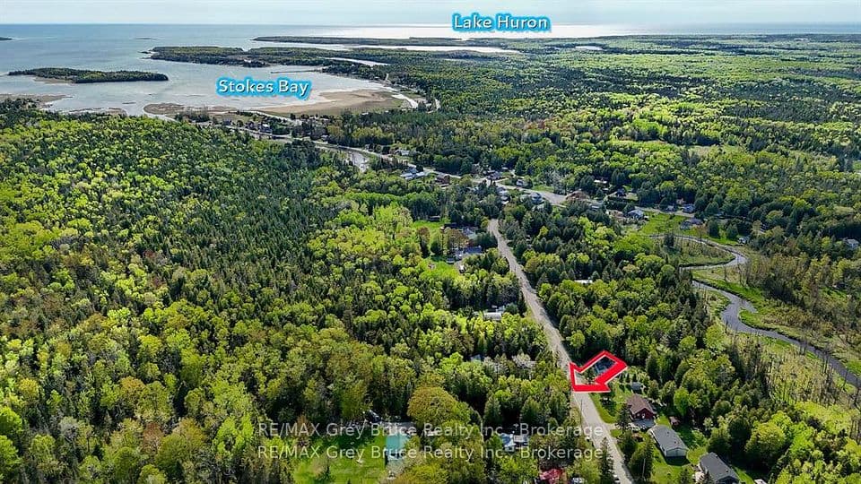 Unit 6 Stokes Bay Road, Northern Bruce Peninsula, ON N0H 1W0 – main photo