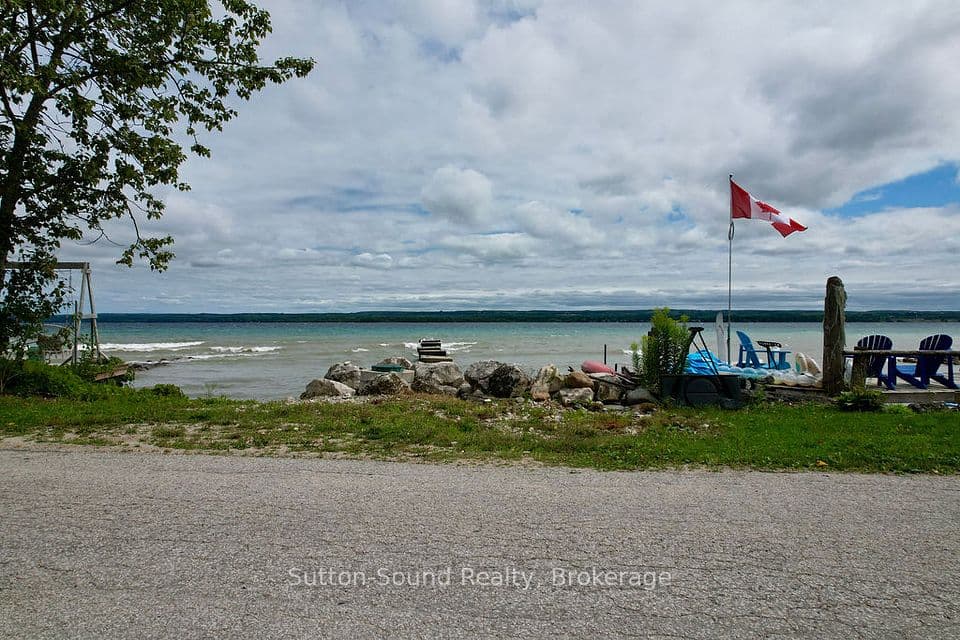 166 Old Beach Drive, Georgian Bluffs, ON N4K 5N4 – photo 2