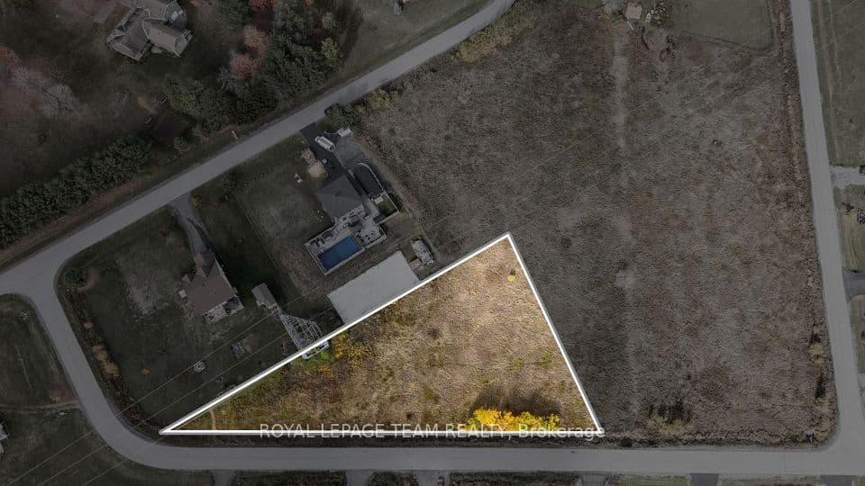 77 Learmonth Avenue, Carp - Dunrobin - Huntley - Fitzroy and Area, ON K0A 1X0 – photo 2