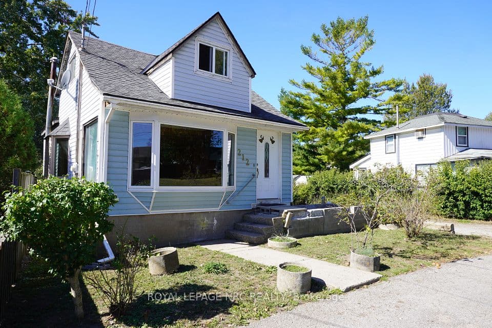 212 Lincoln Road W, Fort Erie, ON L0S 1B0 – photo 3