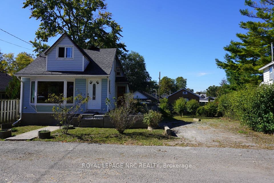 212 Lincoln Road W, Fort Erie, ON L0S 1B0 – photo 2