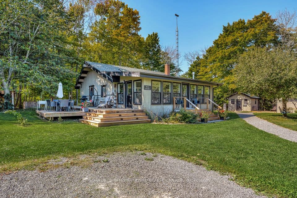220 Easterbrook Road S, Prince Edward County, ON K0K 2P0 – photo 2