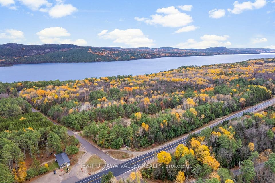 part 7 Moores Road, Deep River, ON K0J 1P0 – main photo