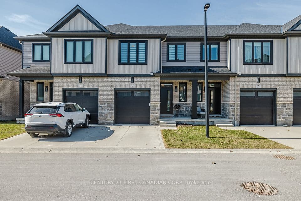 601 Lions Park Drive 9, Strathroy-Caradoc, ON N0L 1W0 – photo 2