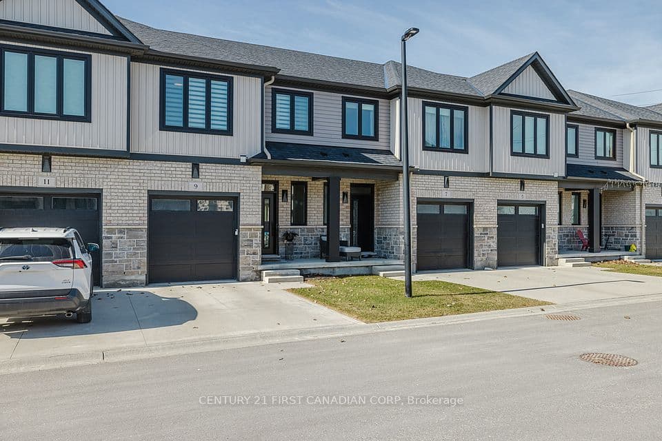 601 Lions Park Drive 9, Strathroy-Caradoc, ON N0L 1W0 – photo 3