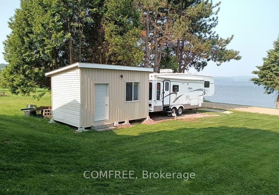 76 Lake Street, South Algonquin, ON K0J 2M0 – photo 2