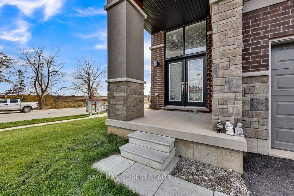 130 Hitchman Street, Brant, ON N3L 0N6 – photo 2