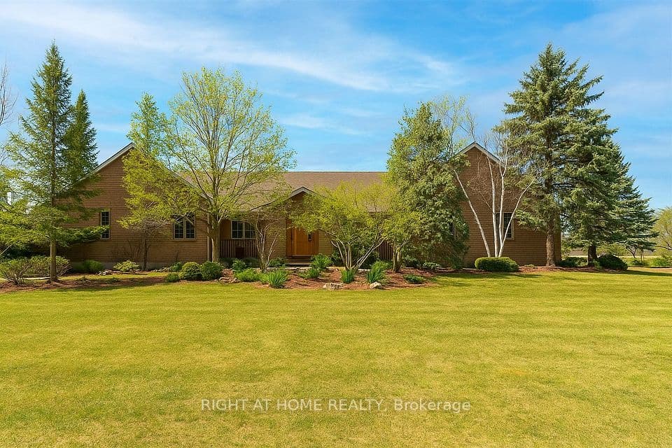 425 Golf Club Road, Hamilton, ON L0R 1P0 – main photo