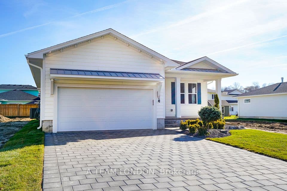 91 The Promenade, Central Elgin, ON N5L 1C5 – photo 2