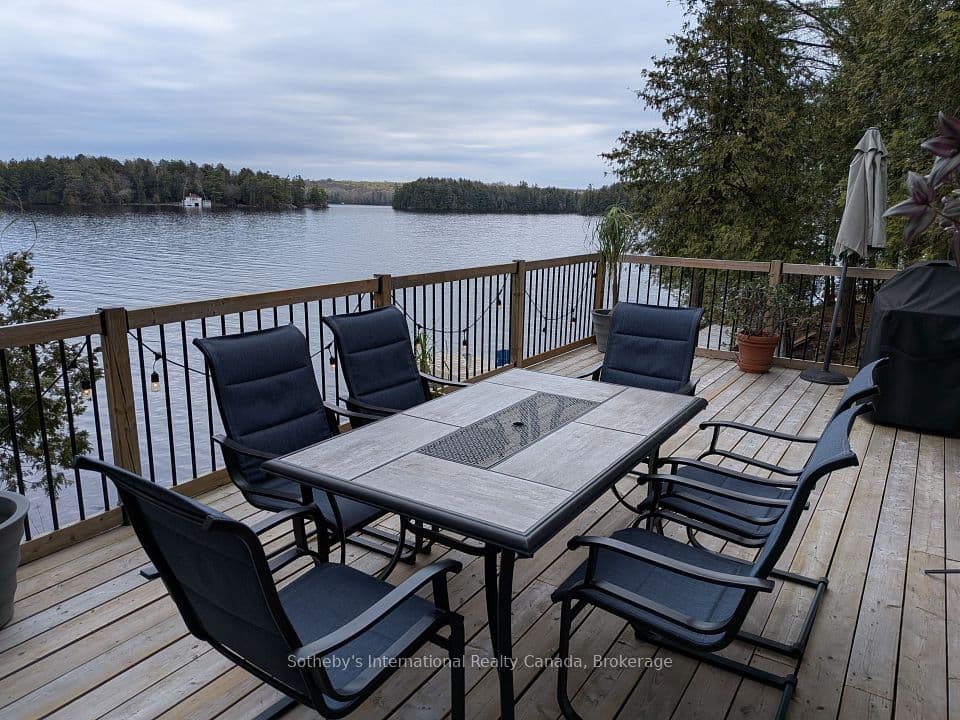 1063 Whiteside Road, Muskoka Lakes, ON P0B 1J0 – main photo