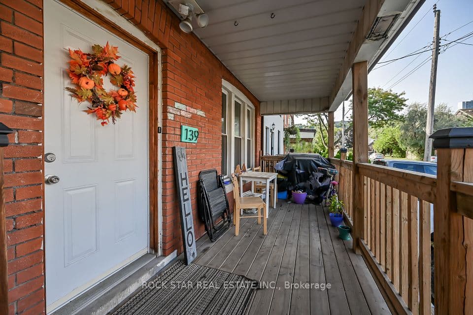 139 Balsam Avenue S, Hamilton, ON L8M 3B6 – main photo