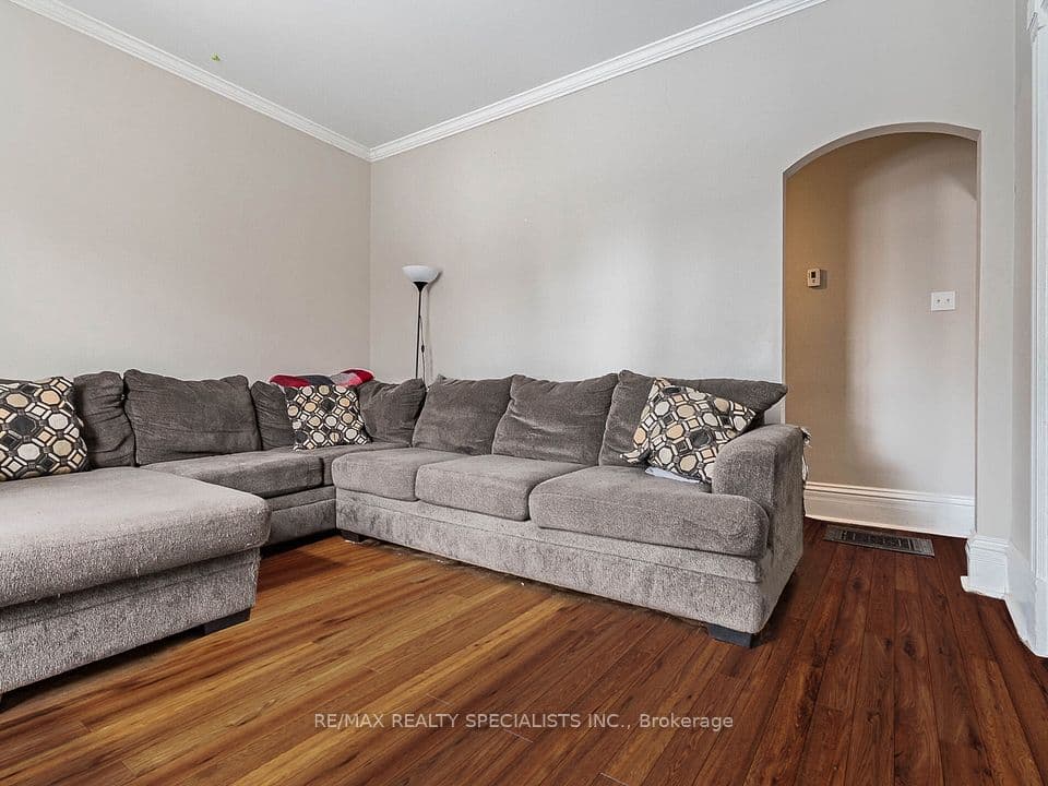 9 Ramore Street, Cambridge, ON N1S 2P6 – photo 3