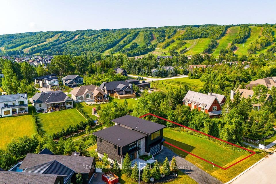 Lot 1 Salzburg Place, Blue Mountains, ON L9V 0S8 – main photo