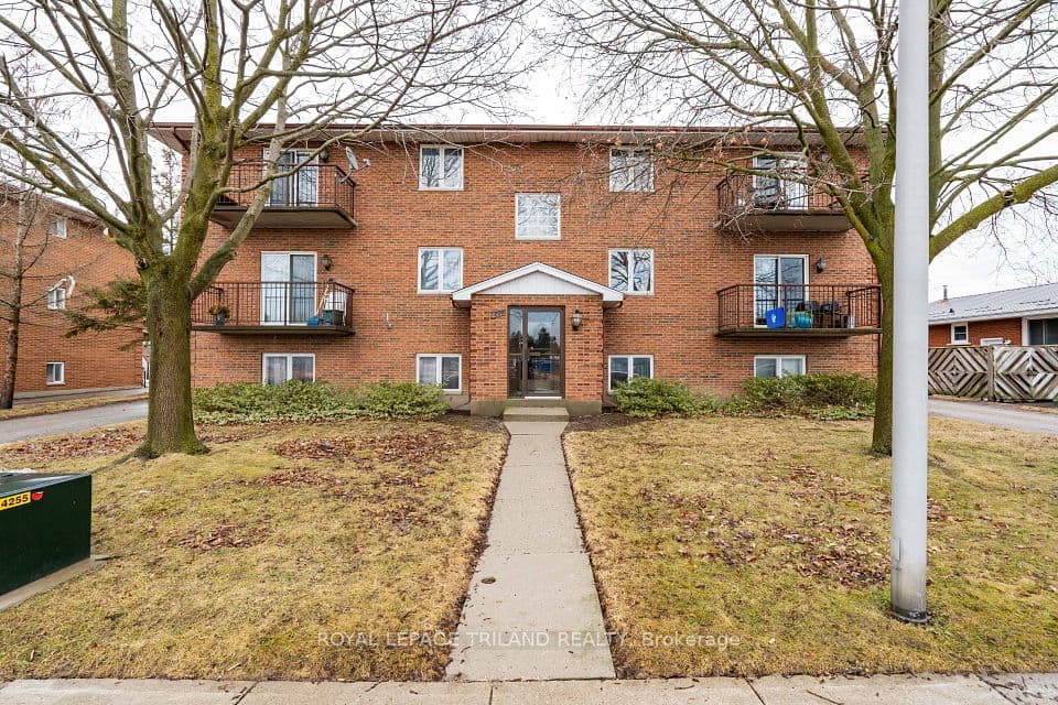 221 Highview Drive, St. Thomas, ON N5R 5H6 – main photo