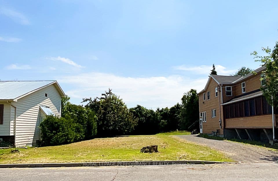 NA KITCHENER Street, Hawkesbury, ON K6A 2P1 – main photo