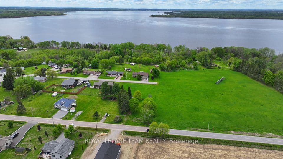 47 RAPID Road, Whitewater Region, ON K0J 2L0 – photo 3