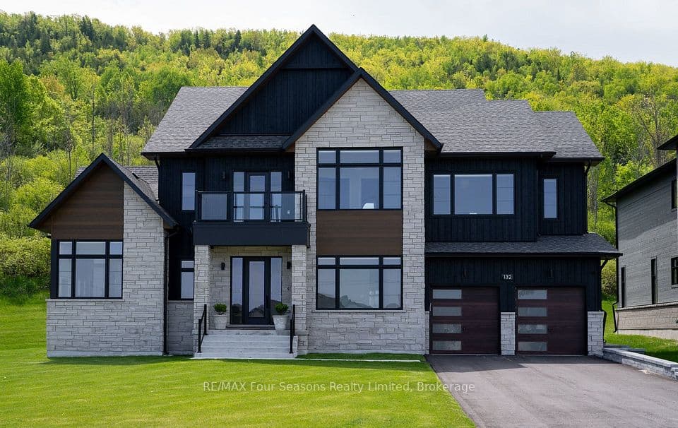 132 Dorothy Drive, Blue Mountains, ON N0H 2P0 – main photo