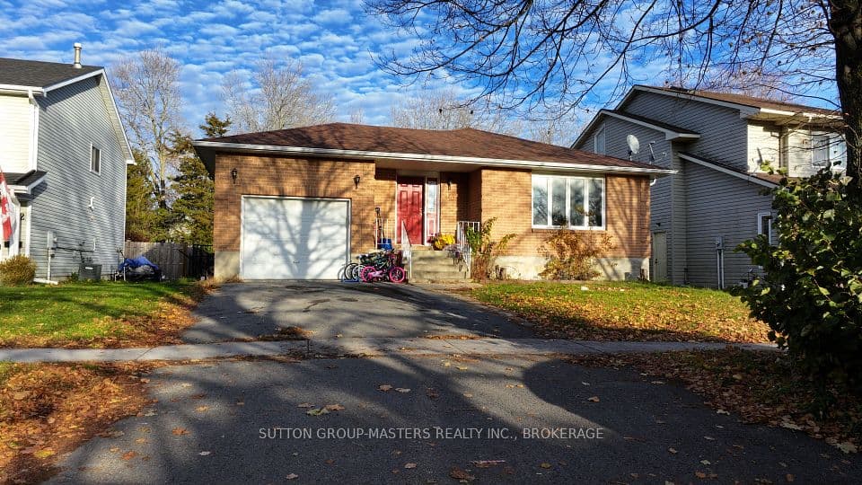 14 Heritage Drive, Loyalist, ON K0H 1G0 – main photo