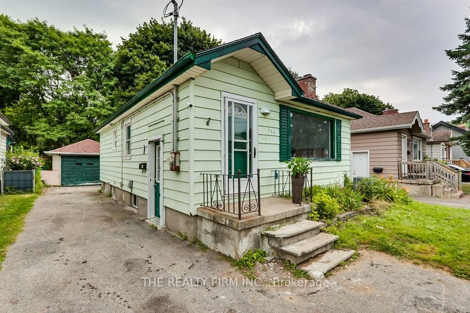 520 Highbury Avenue N, London East, ON N5W 4K7 – main photo