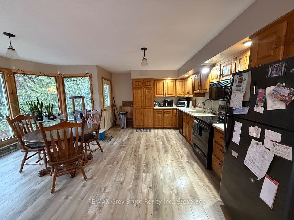 210 Cape Hurd Road, Northern Bruce Peninsula, ON N0H 2R0 – photo 3