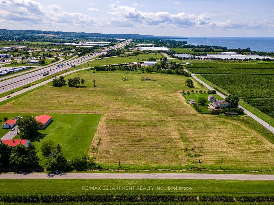 4766 Bartlett Road N, Lincoln, ON L3J 0Y4 – main photo