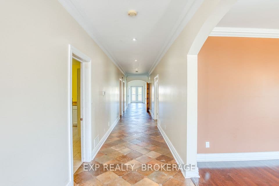 6 Oliver Road, Addington Highlands, ON K0H 1Z0 – photo 3