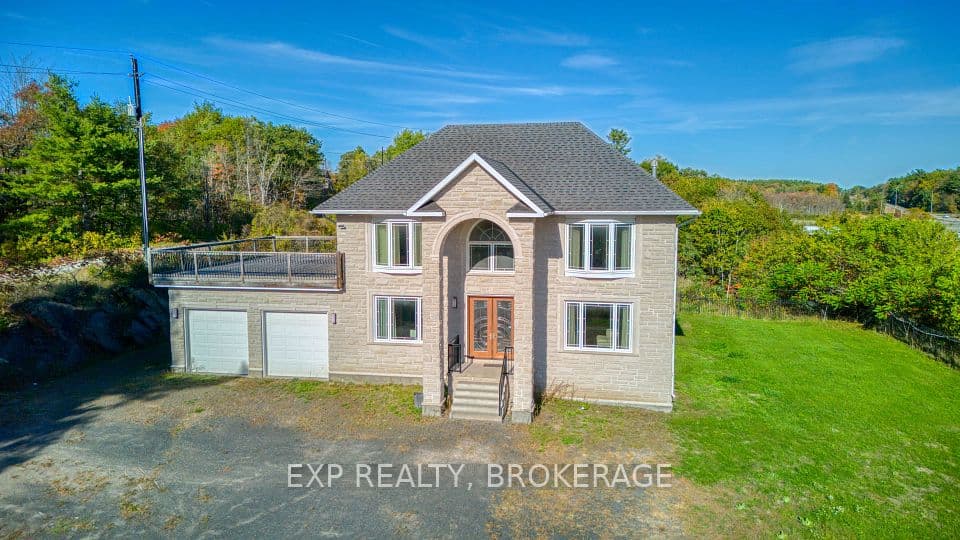 6 Oliver Road, Addington Highlands, ON K0H 1Z0 – main photo