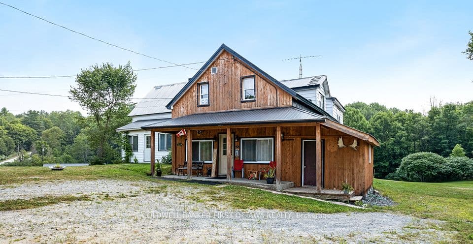 1373 Flower Station Road, Lanark Highlands, ON K0G 1K0 – main photo