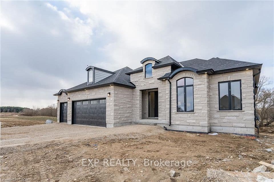 1050 Walton Avenue, North Perth, ON N4W 3S2 – photo 2