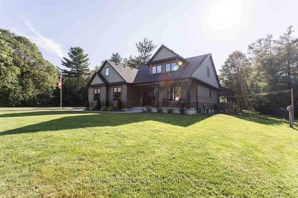 8037 Springwater Road, Central Elgin, ON N5H 2R4 – photo 3
