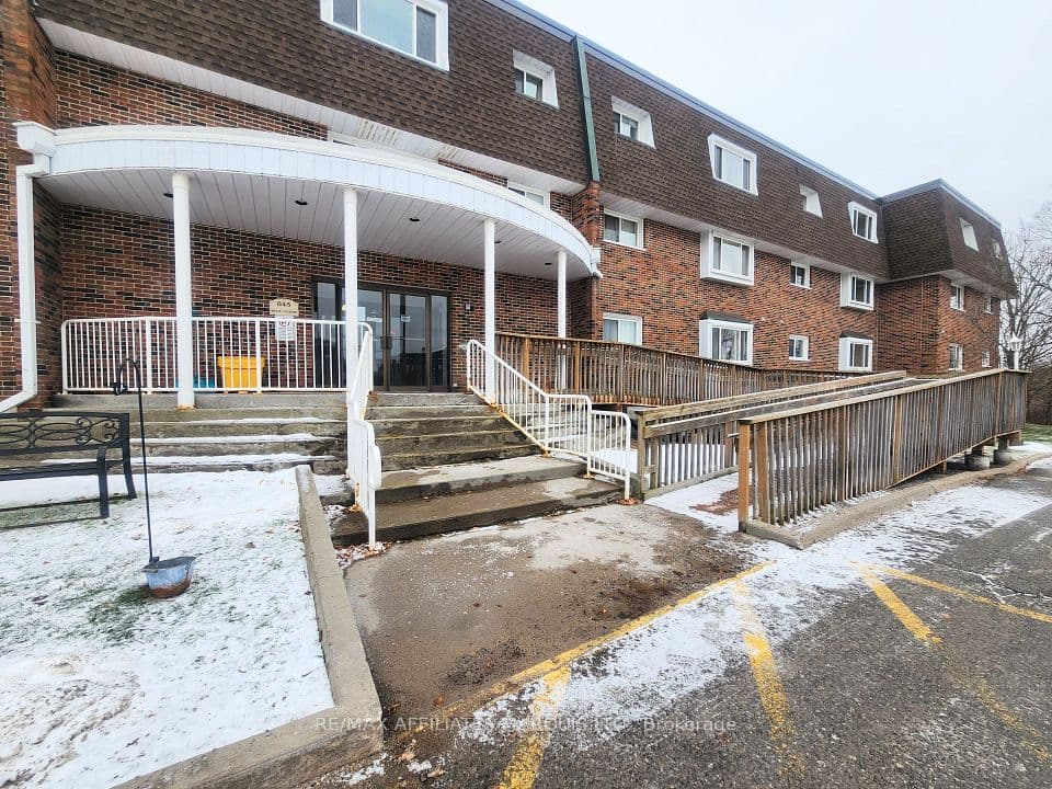 845 Kyle Court 409, Brockville, ON K6V 6K7 – photo 2