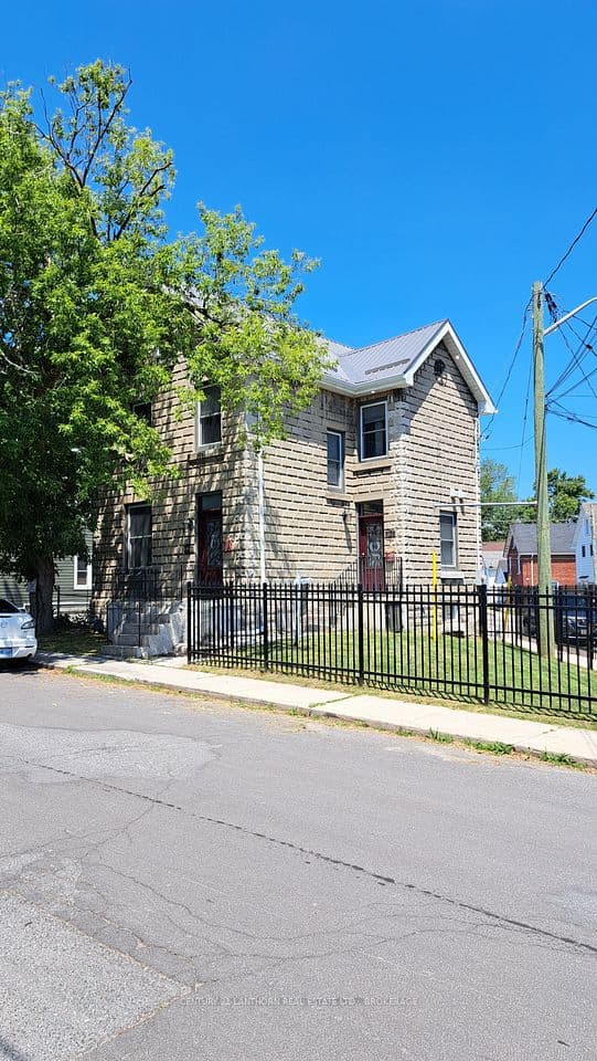 45 Chestnut Street, Kingston, ON K7K 3X4 – main photo