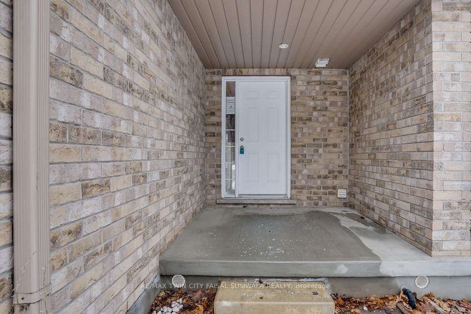 310 FALLOWFIELD Drive, Kitchener, ON N2C 0A9 – photo 2