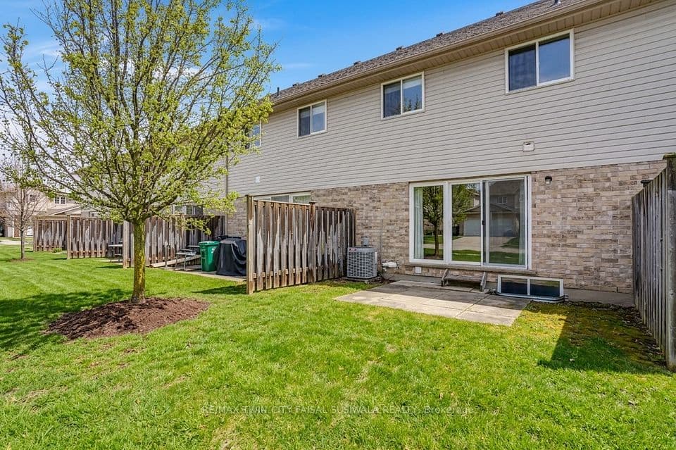 310 FALLOWFIELD Drive, Kitchener, ON N2C 0A9 – photo 3