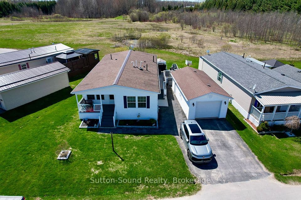 144 Rosewood Drive, Georgian Bluffs, ON N4K 5N5 – photo 2