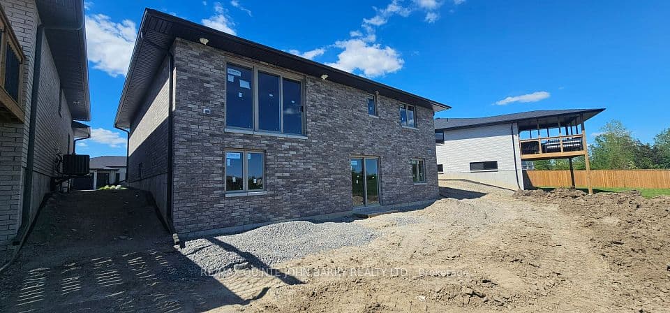 16 Parkland Circle Lot 8, Quinte West, ON K8V 0R4 – photo 2