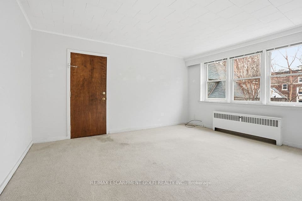 4 Robinson Street 9, Hamilton, ON L8P 1Y5 – photo 3