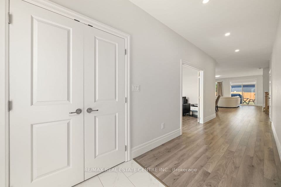 218 Beasley Crescent, Prince Edward County, ON K0K 2T0 – photo 3
